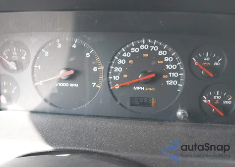 2001 Jeep Grand Cherokee Laredo from USA, damaged, VIN 1J4GW48S91C588162